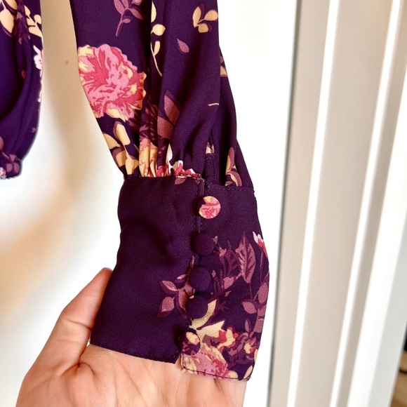 Francesca’s Floral Wine Wrap Blouse with Fitted Sleeves - Picture 3 of 4